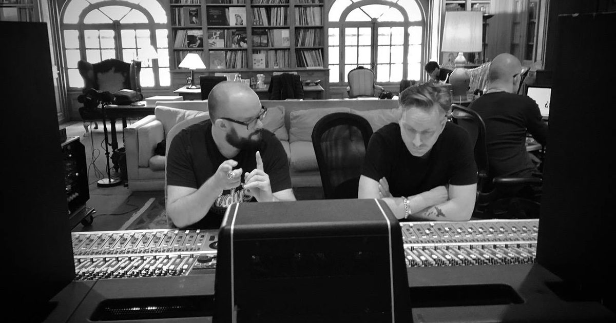 Novo álbum está a ser gravado nos estúdios La Fabrique em França